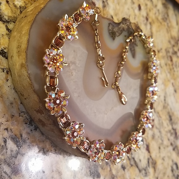 Vintage Lisner choker topaz color necklace GUC - Picture 2 of 8